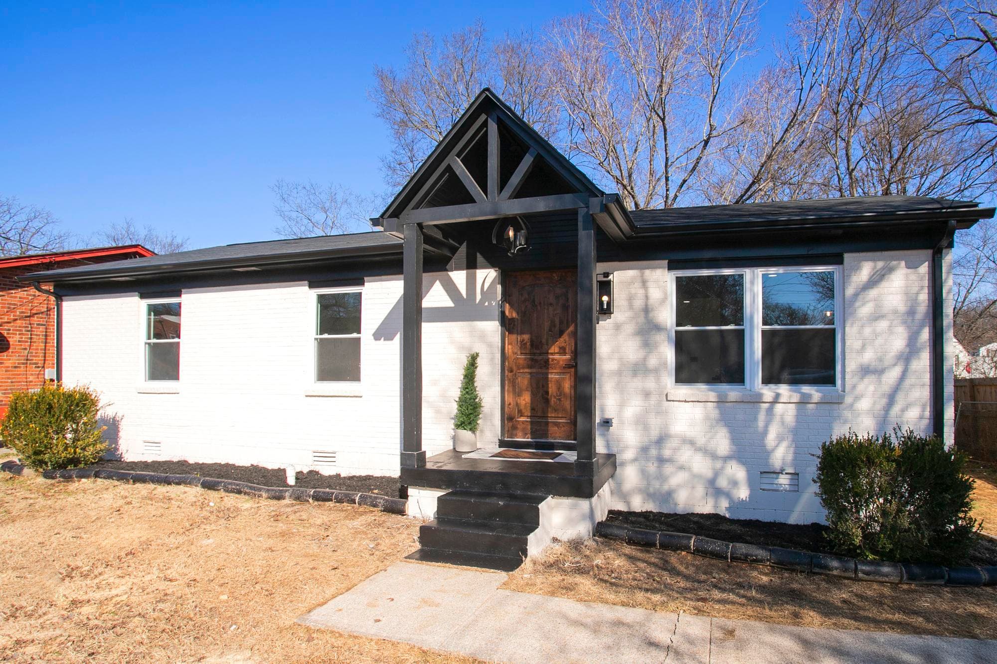 3202 Panorama Dr